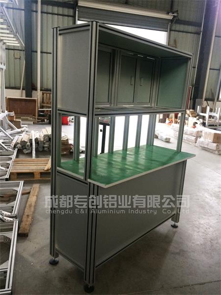 3040防護(hù)欄鋁型材批發(fā)